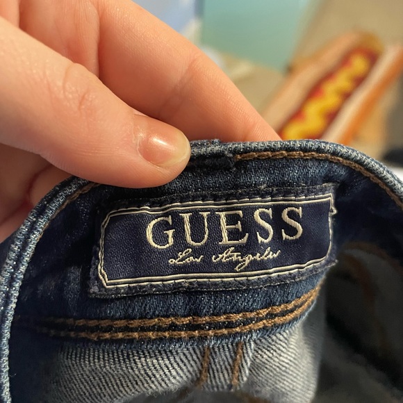 Guess jean shorts - Picture 6 of 8